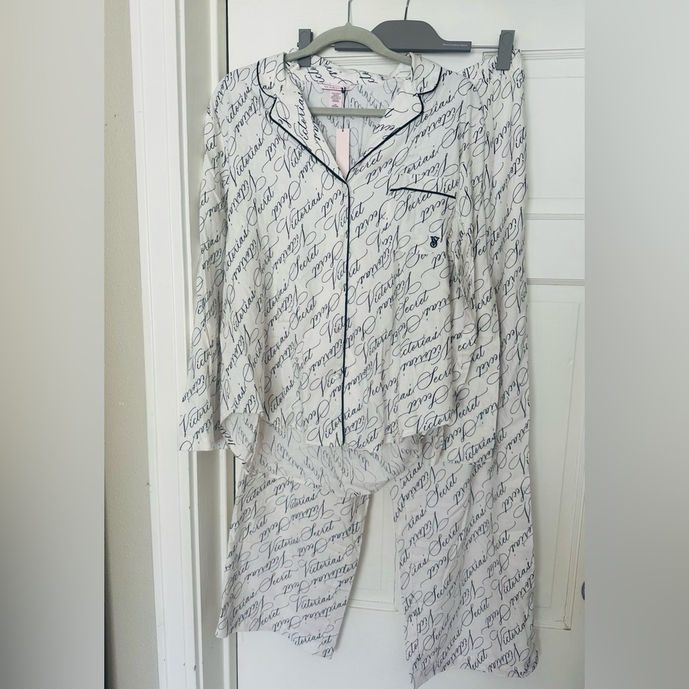 Victoria's Secret White Script Pajama Set
